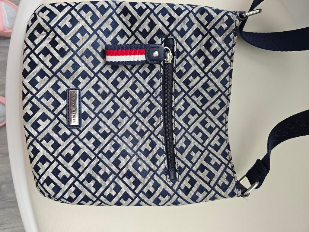 Tommy Hilfiger Schoudertas Donkerblauw - Klein/Medium, Ophalen of Verzenden, Zo goed als nieuw, Blauw, Overige merken
