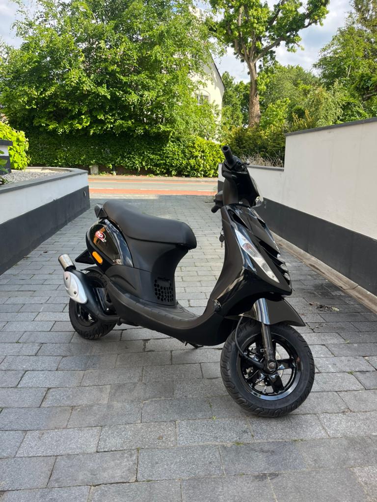 Piaggio zip 70cc, Fietsen en Brommers, Scooters | Overige merken, Gebruikt, Maximaal 45 km/u, Tweetakt, Ophalen