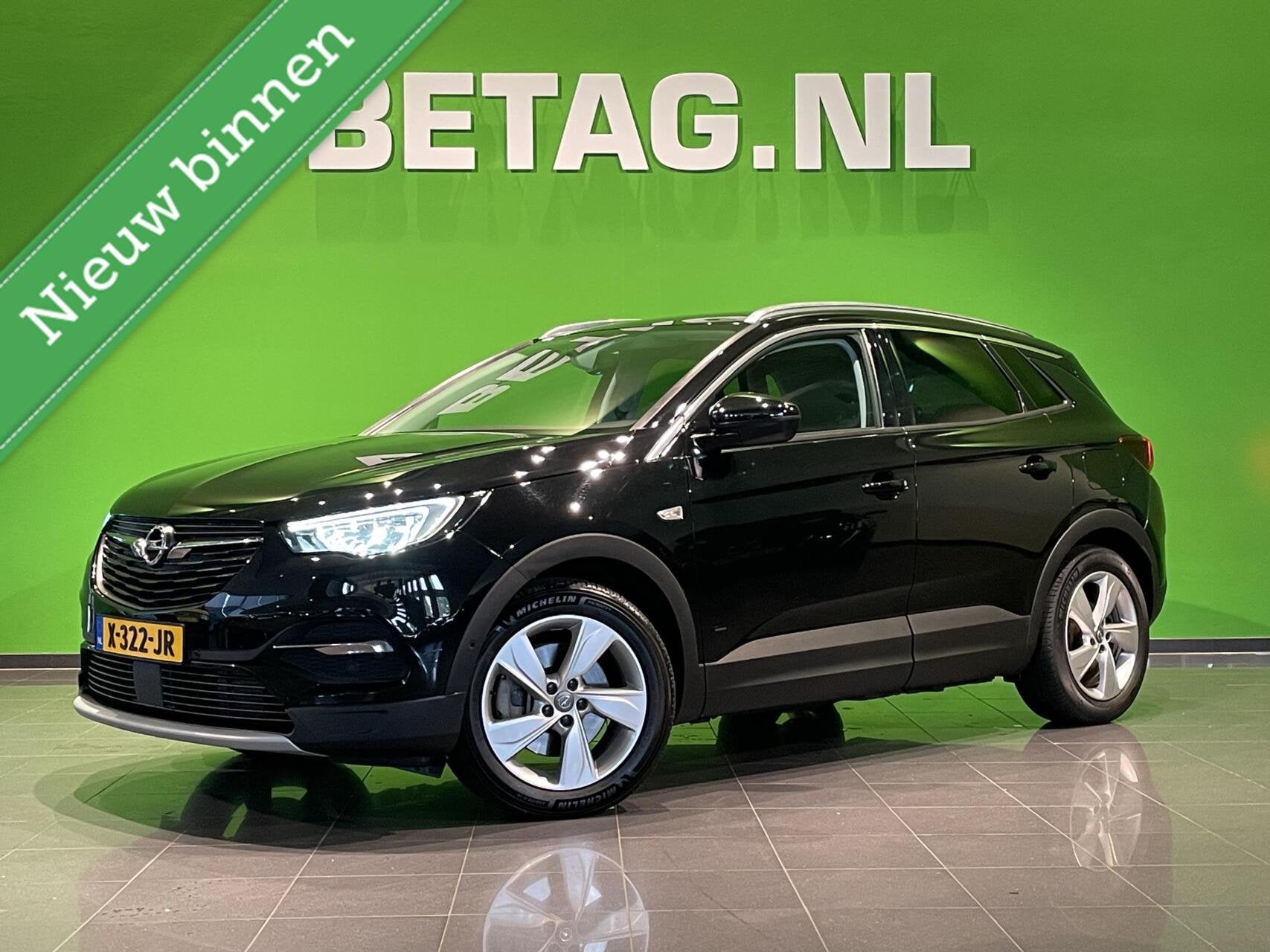Opel Grandland X 1.6 Turbo Hybrid Business Elegance, 228 pk, Euro 6, 4 cilinders, Zwart