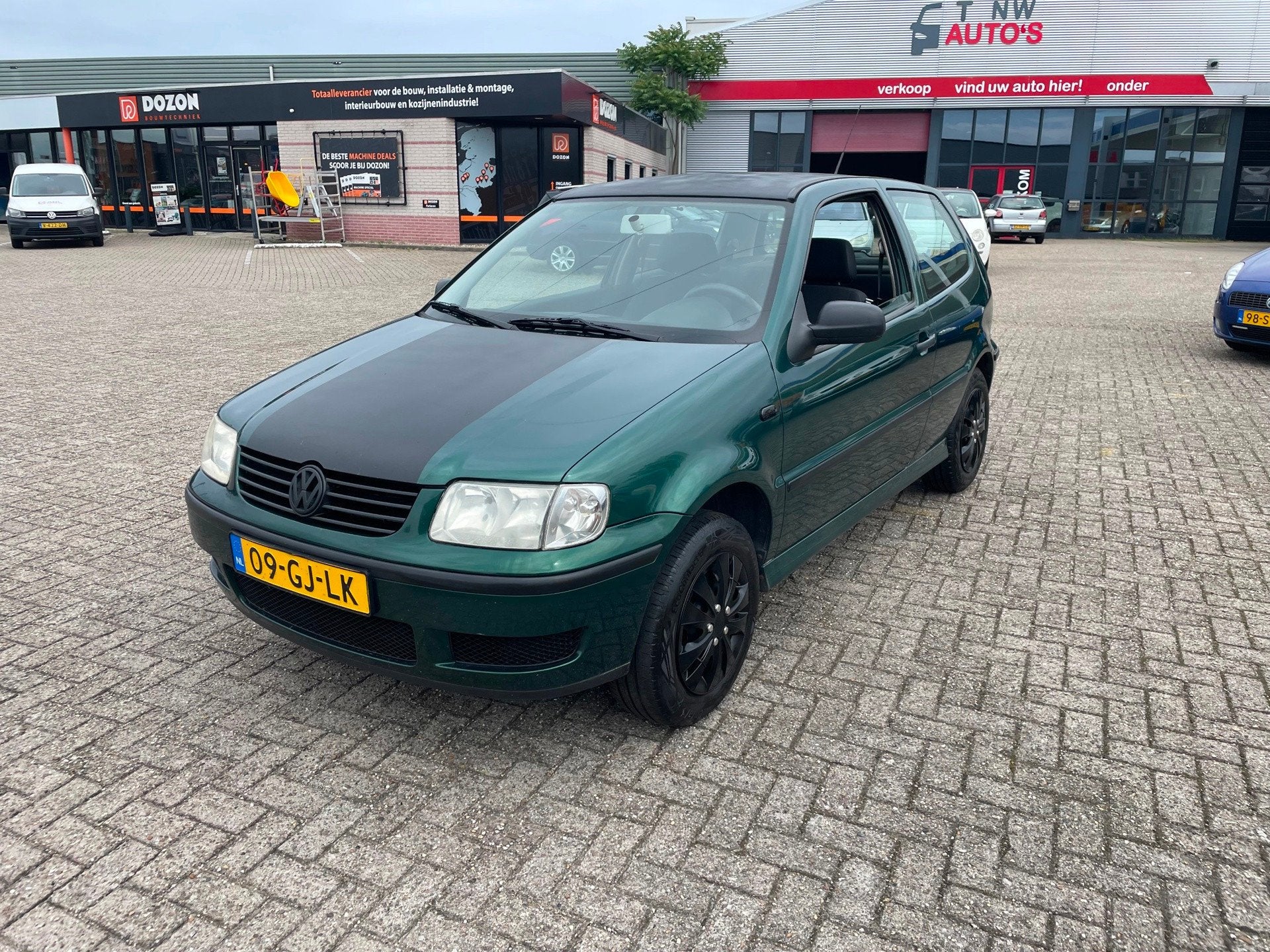 Volkswagen Polo 1.4-16V Trendline inruil koopje nieuwe apk, Auto's, 450 kg, Gebruikt, 31 €/maand, 4 cilinders