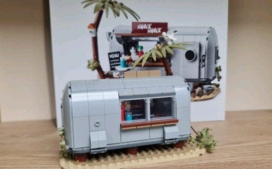 Lego Bricklink 910030 Snack Shack - Zo goed als nieuw, Lego, Ophalen of Verzenden, Zo goed als nieuw, Compleet