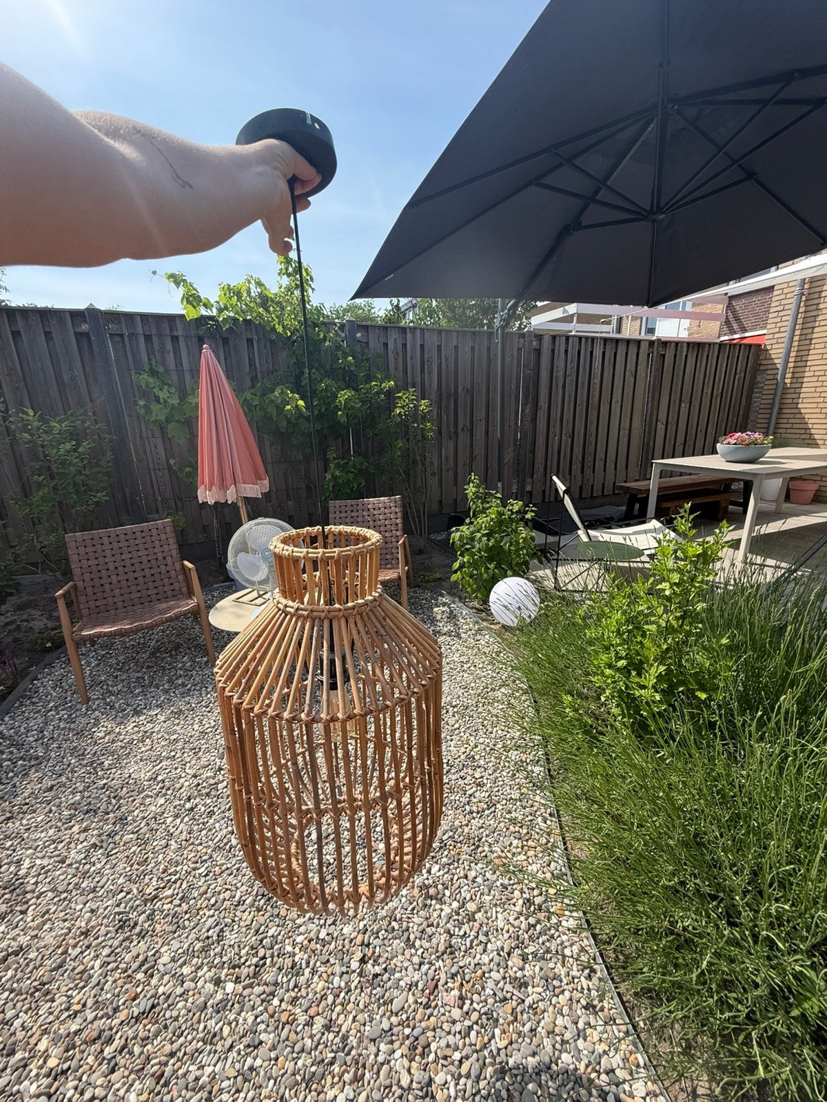 Grote rotan lamp, Huis en Inrichting, Ophalen of Verzenden, Zo goed als nieuw, Hout, 50 tot 75 cm