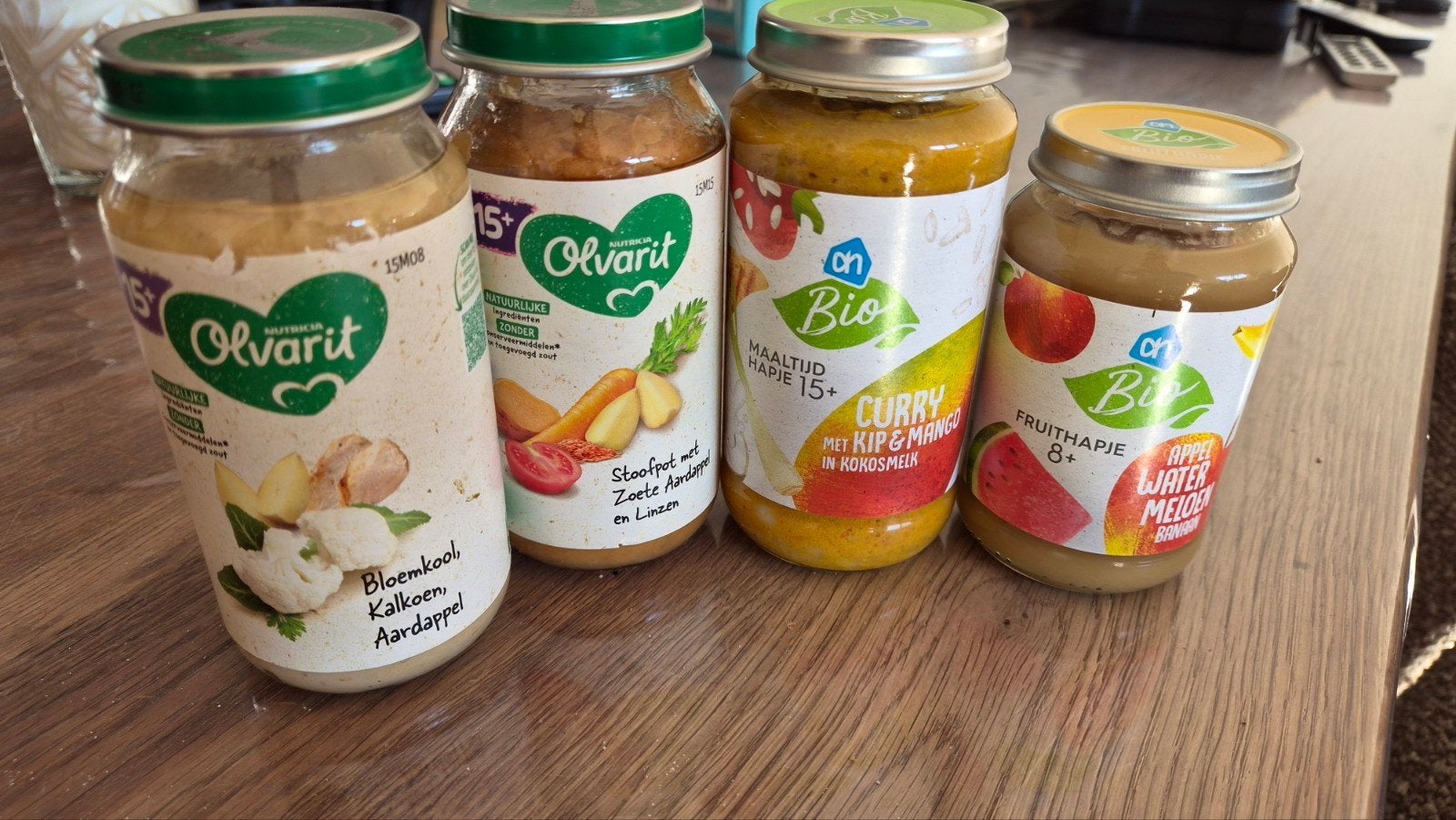 Babyvoeding: Olvarit en AH Bio potjes, Kinderen en Baby's, Ophalen, Nieuw, Bewaarbakje