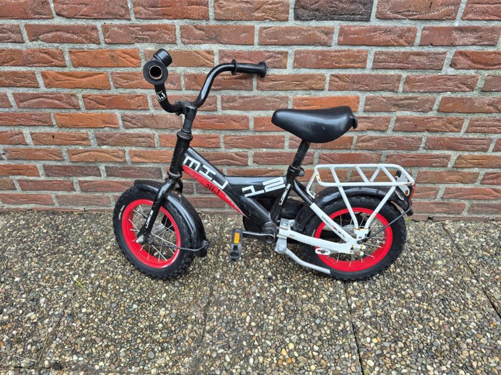 Kinderfiets Loekie 12 inch, Fietsen en Brommers, Fietsen | Kinderfietsjes, Ophalen, Gebruikt, Minder dan 16 inch