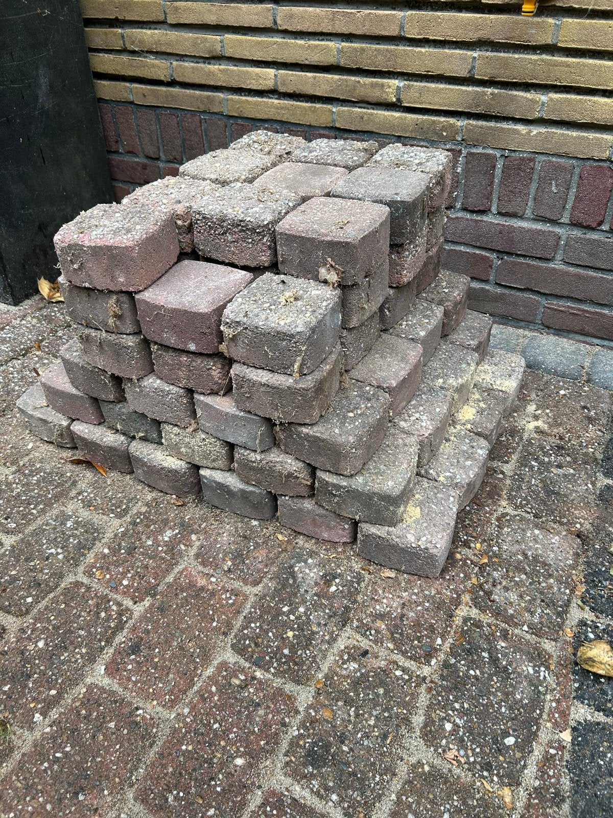 Gratis ophalen: gebruikte klinkers, Tuin en Terras, Ophalen, Gebruikt, Klinkers, Minder dan 5 m²