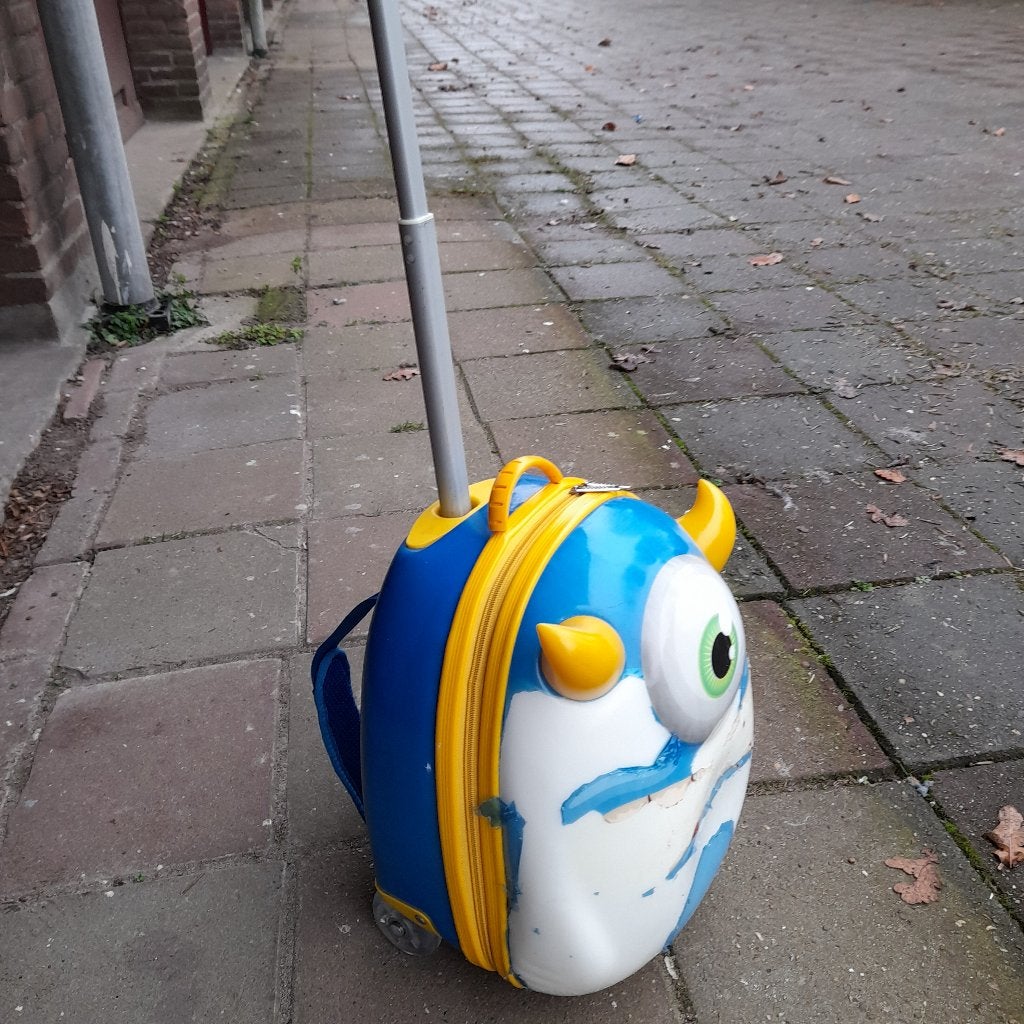 Minion kinder Koffer + Uitschuifbaar Handvat, Ophalen, Gebruikt, Hard kunststof, Wieltjes