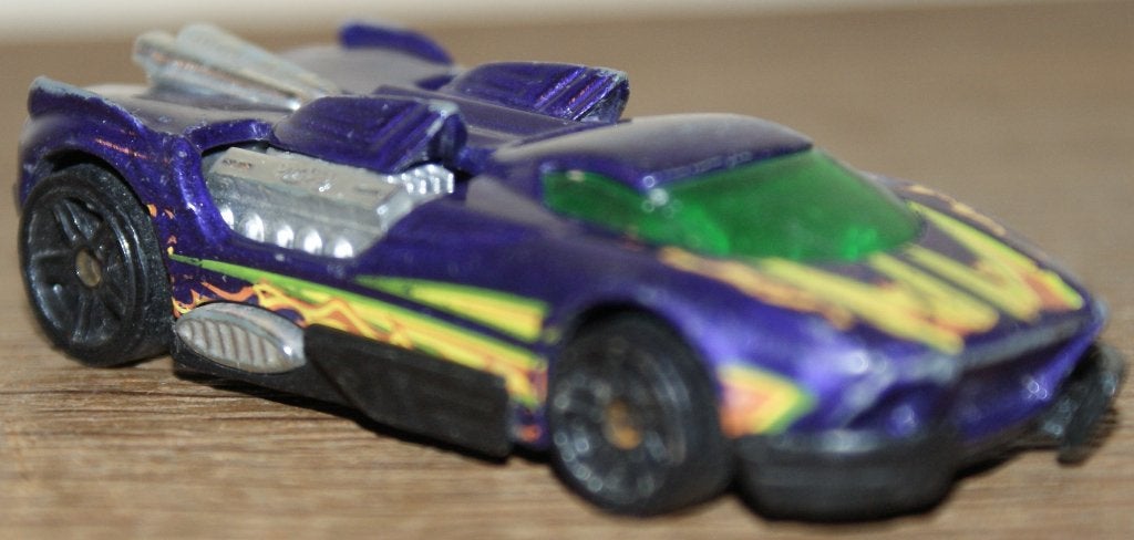 MATTEL Hot Wheels 2000 - Purple Maelstrom, Lines and Flames., Hobby en Vrije tijd, Ophalen of Verzenden, Gebruikt, Auto