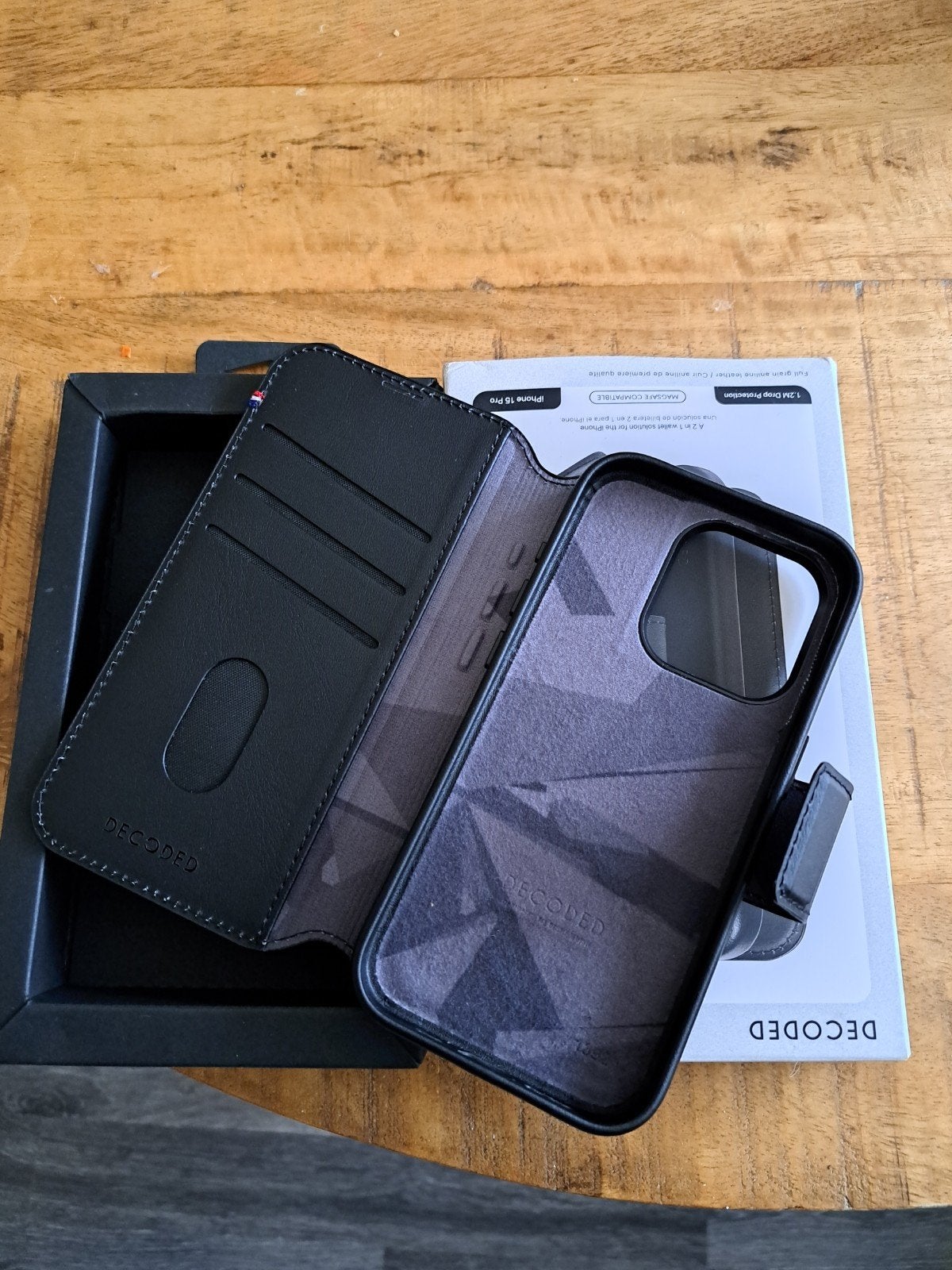 DECODED Detachable Wallet voor iPhone 15 Pro - Zwart Leer, Ophalen, Zwart, Overige merken, Pasjeshouder