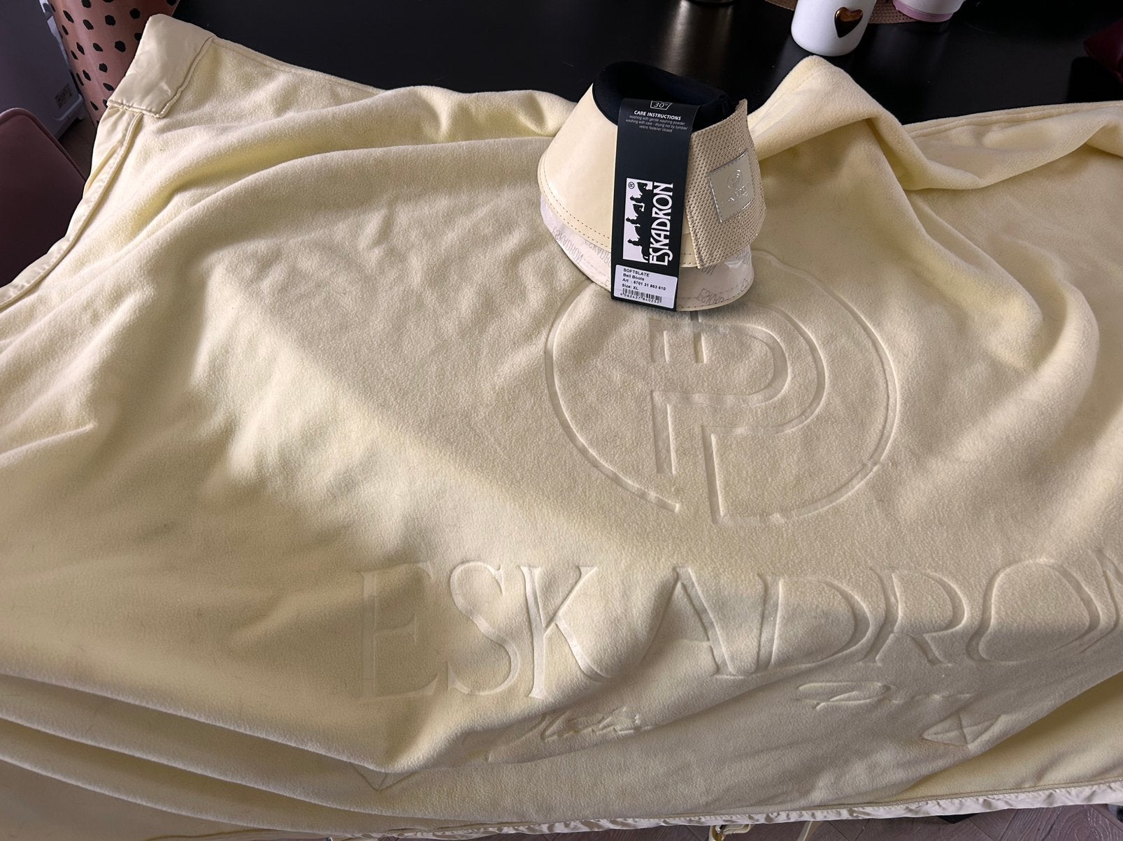 Zacht geel eskadron deken + springschoenen, Zweetdeken, Nieuw, Extra Full (XL), Eskadron