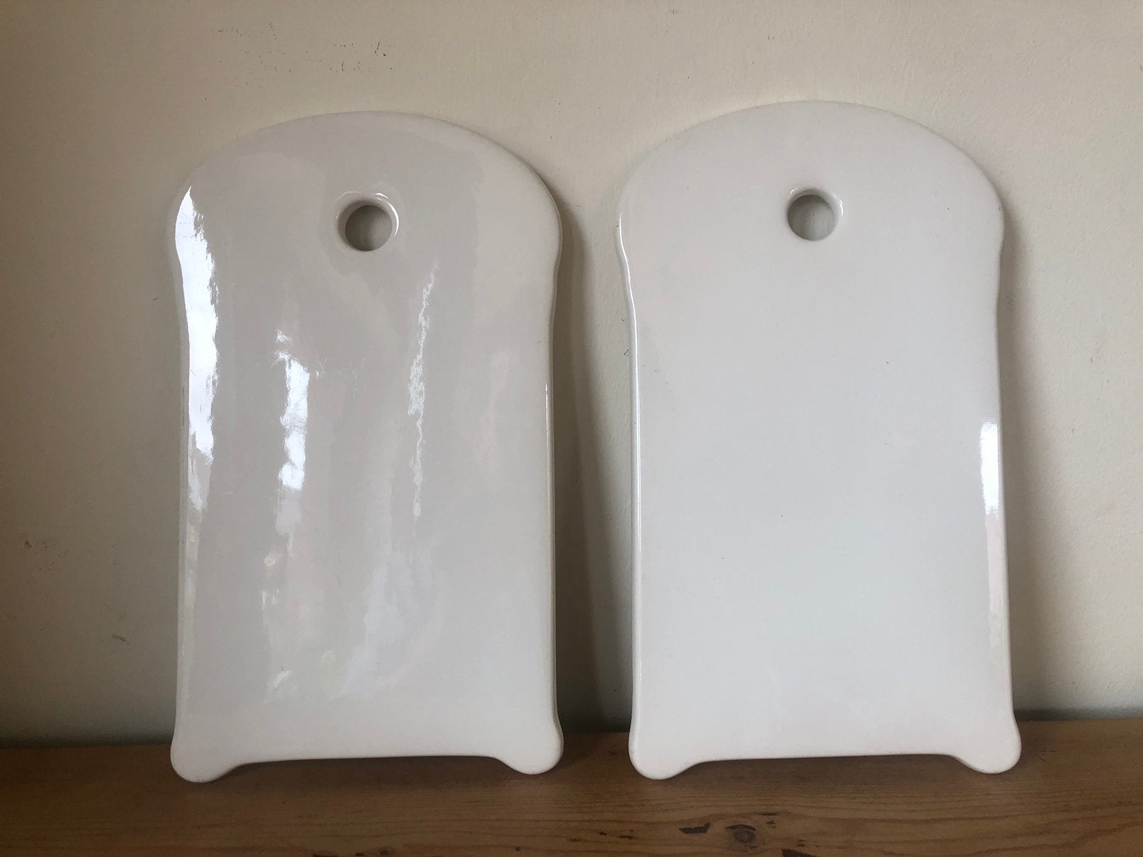 Set van 2 Royal Boch Kitchen Serveerplankjes (aardewerk), Huis en Inrichting, Keuken | Servies, Ophalen of Verzenden, Overige stijlen