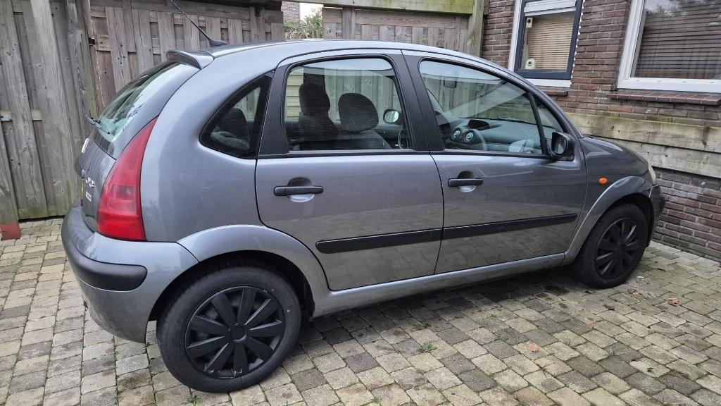 Citroën C3 1.4i VOL-AUTOMAAT AIRCO/CRUISE DISTRIBUTIE NOV-24, Auto's, Citroën, Zwart, Origineel Nederlands, Particulier, Zilver of Grijs