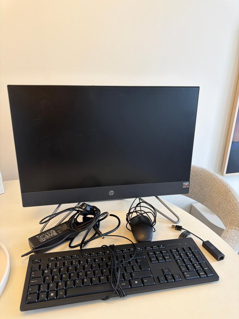 HP All-in-One Desktop PC met,toetsenbord en muis, Ophalen of Verzenden, Zo goed als nieuw, 60 Hz of minder