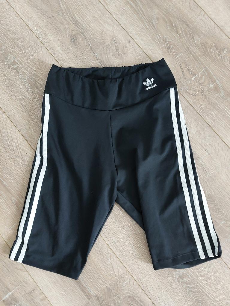 Adidas broek, Kleding | Dames, Sportkleding, Zwart, Overige typen, Zo goed als nieuw, Ophalen