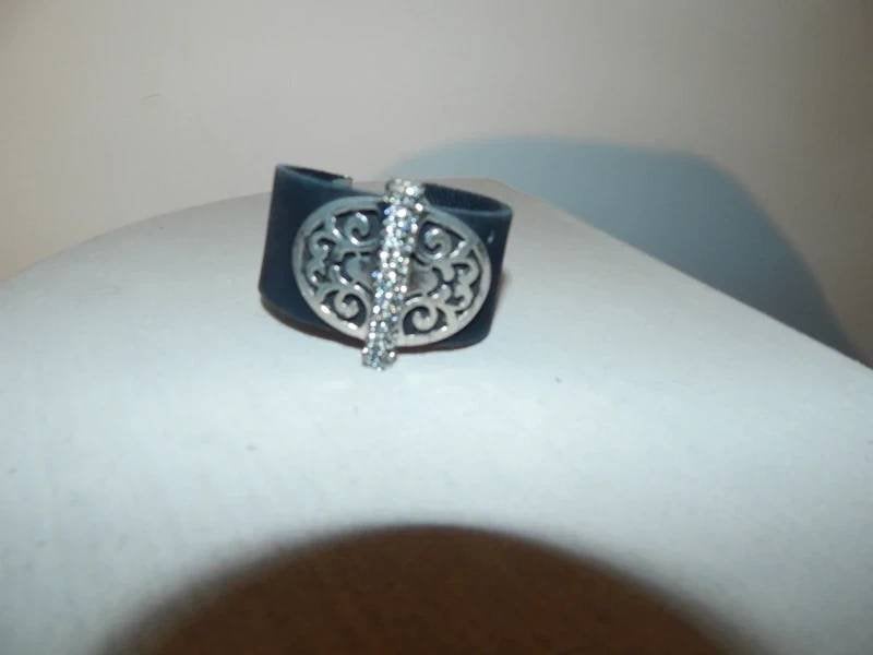 Otazu leren armband zilveren sier bewerking steentjes, Verzenden, Gebruikt, Overige kleuren, Leer