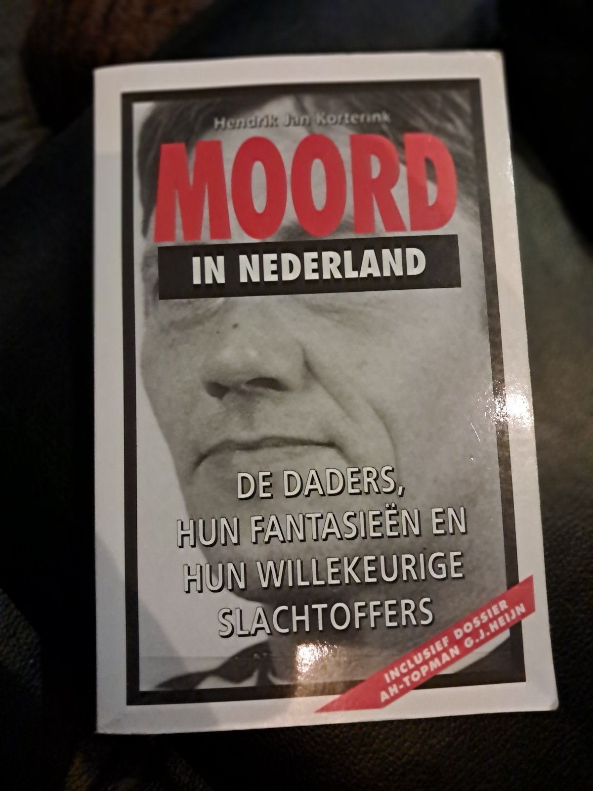 Korterink - Moord in nederland, Boeken, Ophalen of Verzenden, Zo goed als nieuw, Korterink