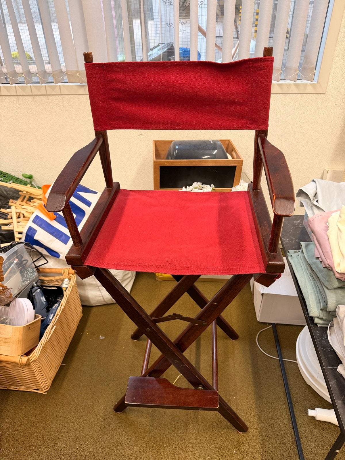 Regisseursstoel - Rood met houten frame, Ophalen, Gebruikt, Eén, Rood