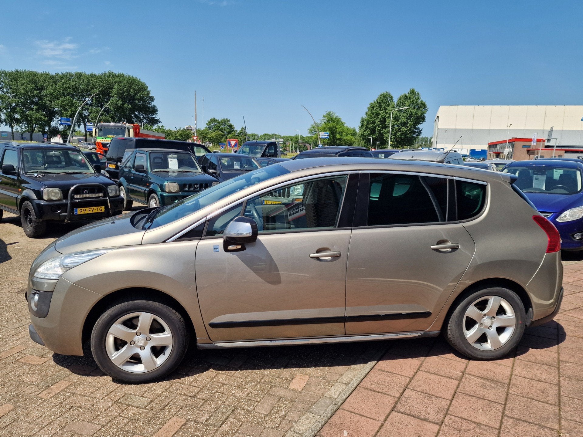 Peugeot 3008 2.0 HDiF HYbrid4 Blue Lease - Navi - Clima - Cr, Auto's, Automaat, Euro 5, Stof, Gebruikt