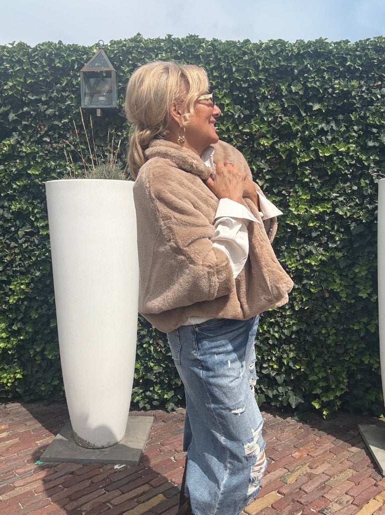 SPLINTERNIEUW! Catch Me faux fur vest mouwloze jas BEIGE, Maat 38/40 (M), Verzenden, Beige, Nieuw