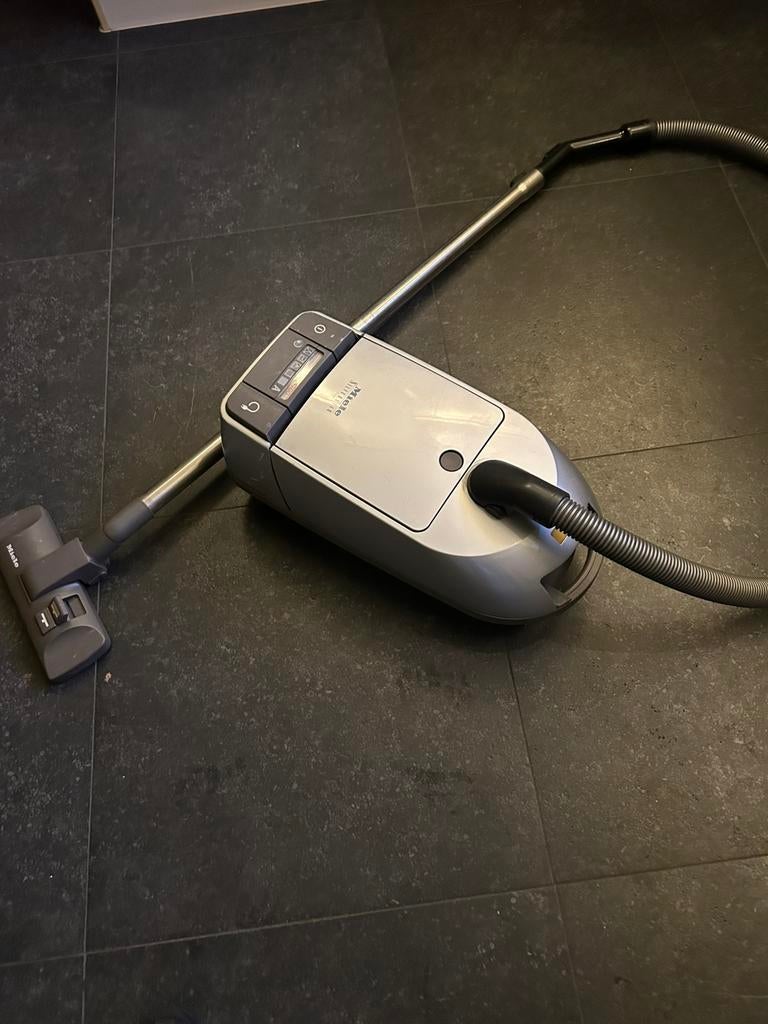 Miele S 280i  1200W silverstar, Witgoed en Apparatuur, Stofzuigers, Gebruikt, Geschikt voor harde vloeren, Miele, Sledestofzuiger