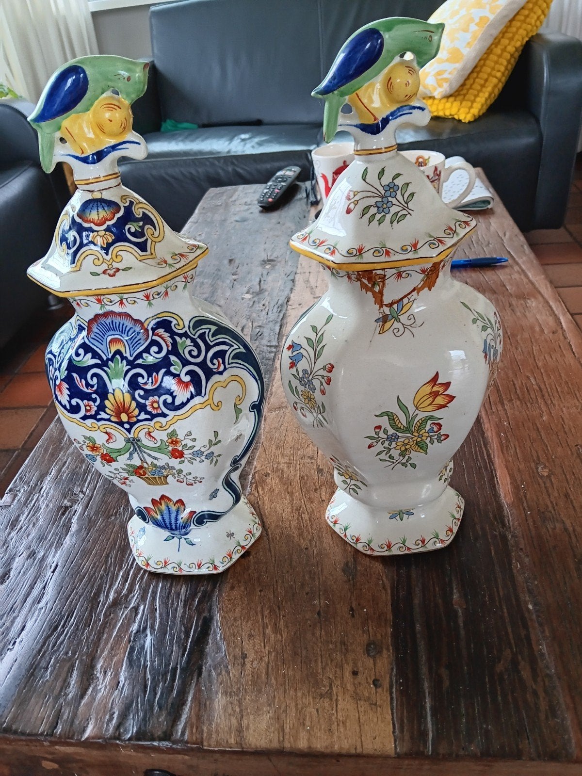 Prachtige unieke kastvazen met 2 verschillende kanten, Antiek en Kunst, Ophalen
