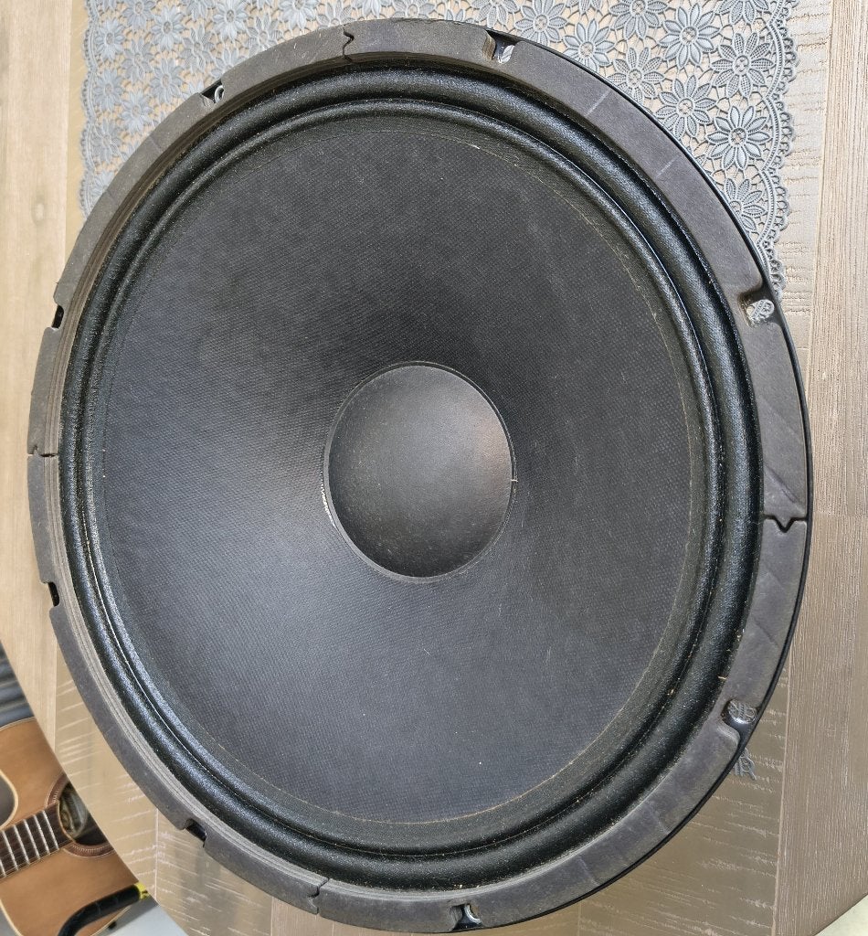 Eminence 15" luidsprekers 4 Kappa en 2 Gamma, Subwoofer, Zo goed als nieuw, 120 watt of meer, Ophalen