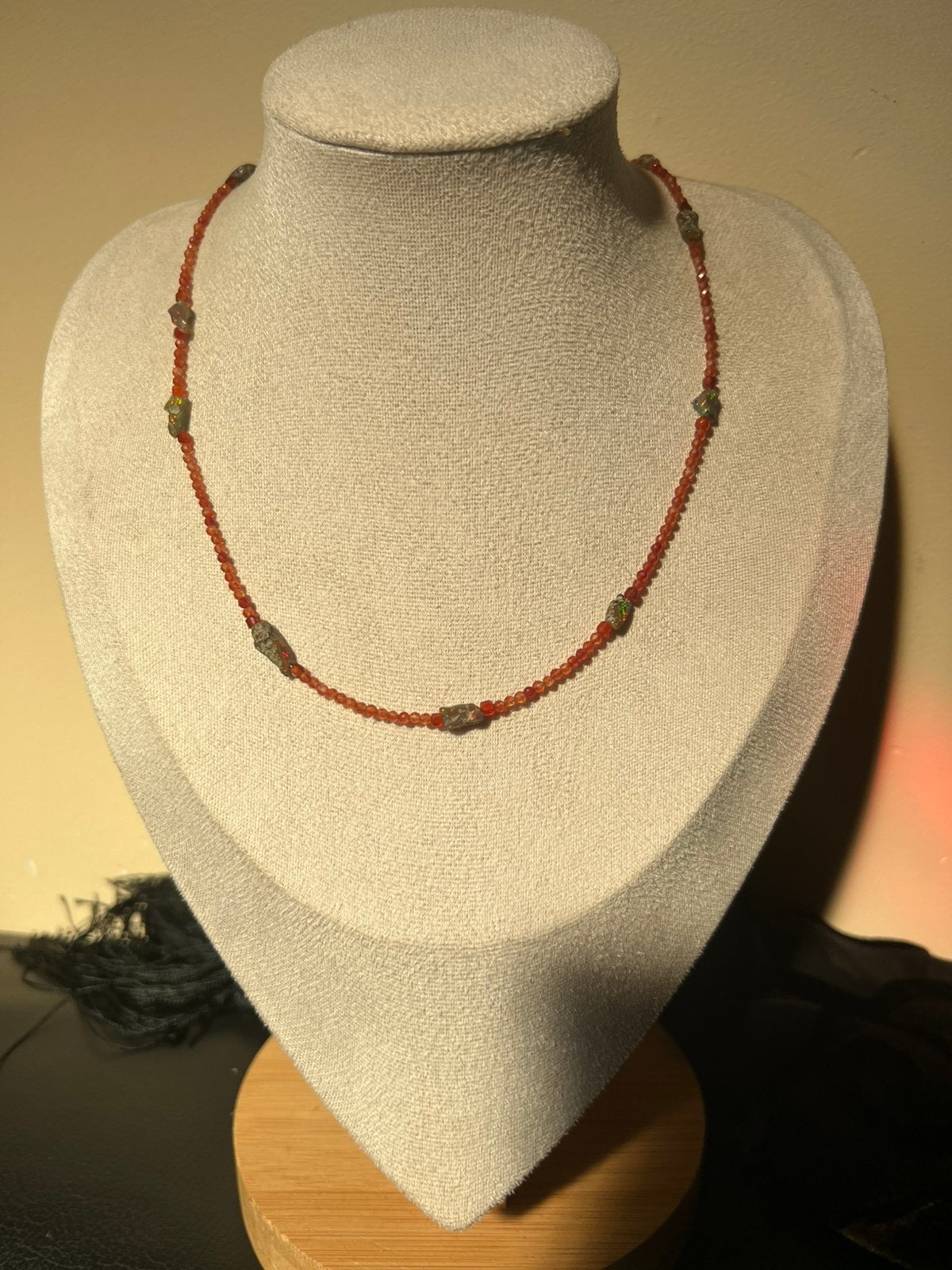 Edelopaal opaal vuuropaal ruw carneool beschermt power uniek, Sieraden, Tassen en Uiterlijk, Kettingen, Nieuw, Ophalen of Verzenden