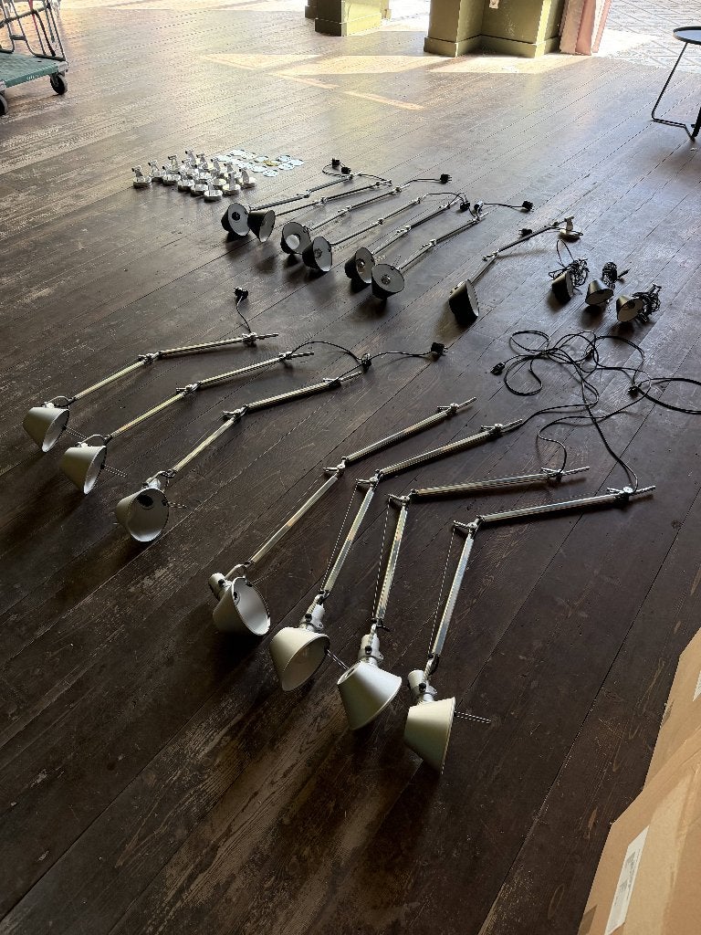 Artemide Tolomeo wandlampen – collectie 17x zilver/zwart, Huis en Inrichting, Lampen | Wandlampen, Ophalen, Zo goed als nieuw