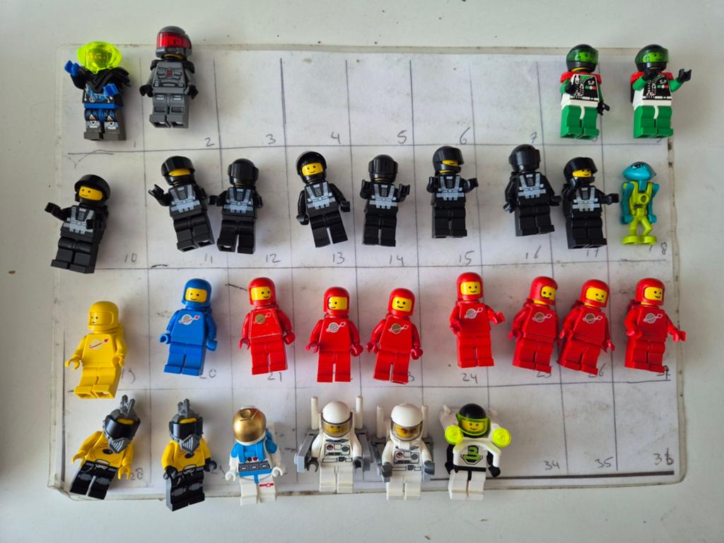 Lego space police  ruimte mars poppetjes classic blacktron, Ophalen of Verzenden