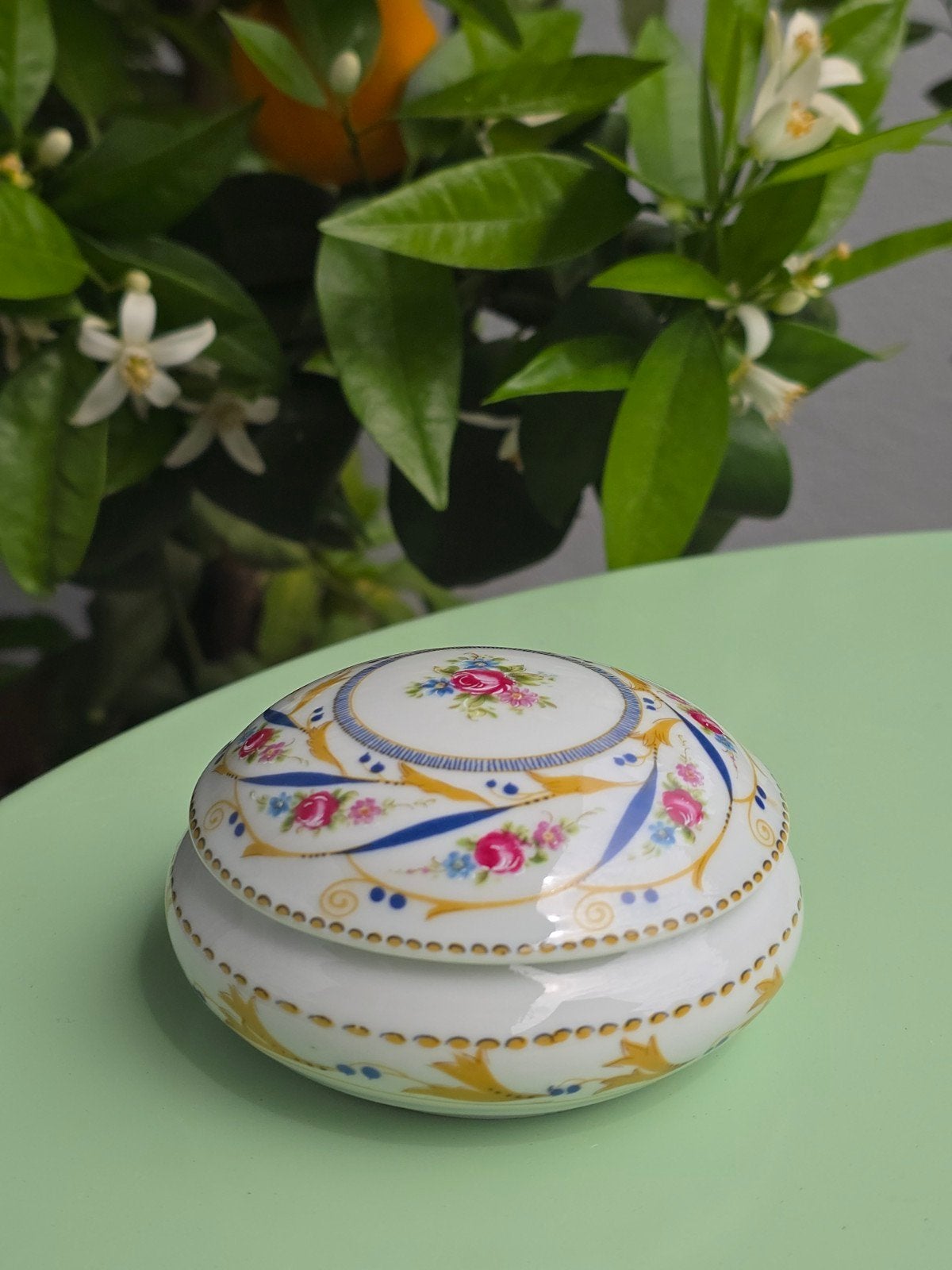 vintage antiek kostbaar Italiaans rond sieradendoosje €22,50, Ophalen of Verzenden