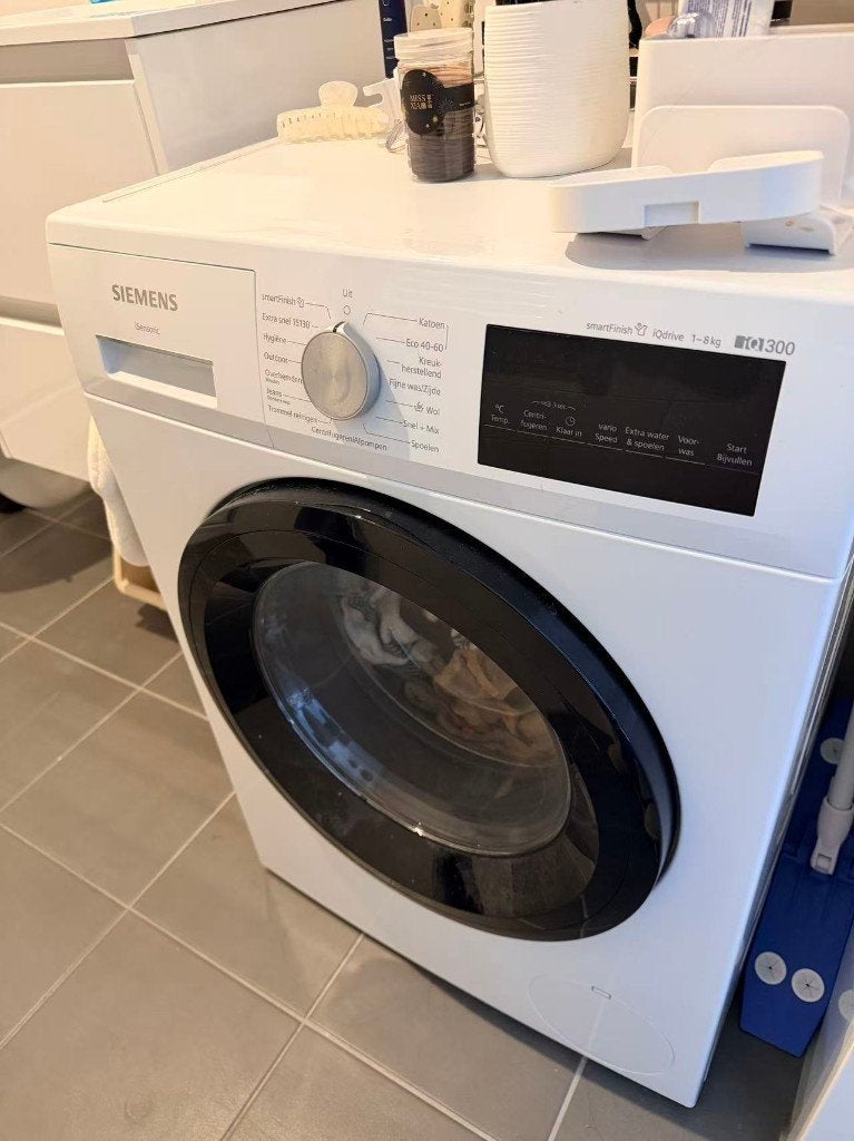 SIEMENS washing machine, Witgoed en Apparatuur, Wasmachines, 1200 tot 1600 toeren, 8 tot 10 kg, Ophalen of Verzenden, Zo goed als nieuw