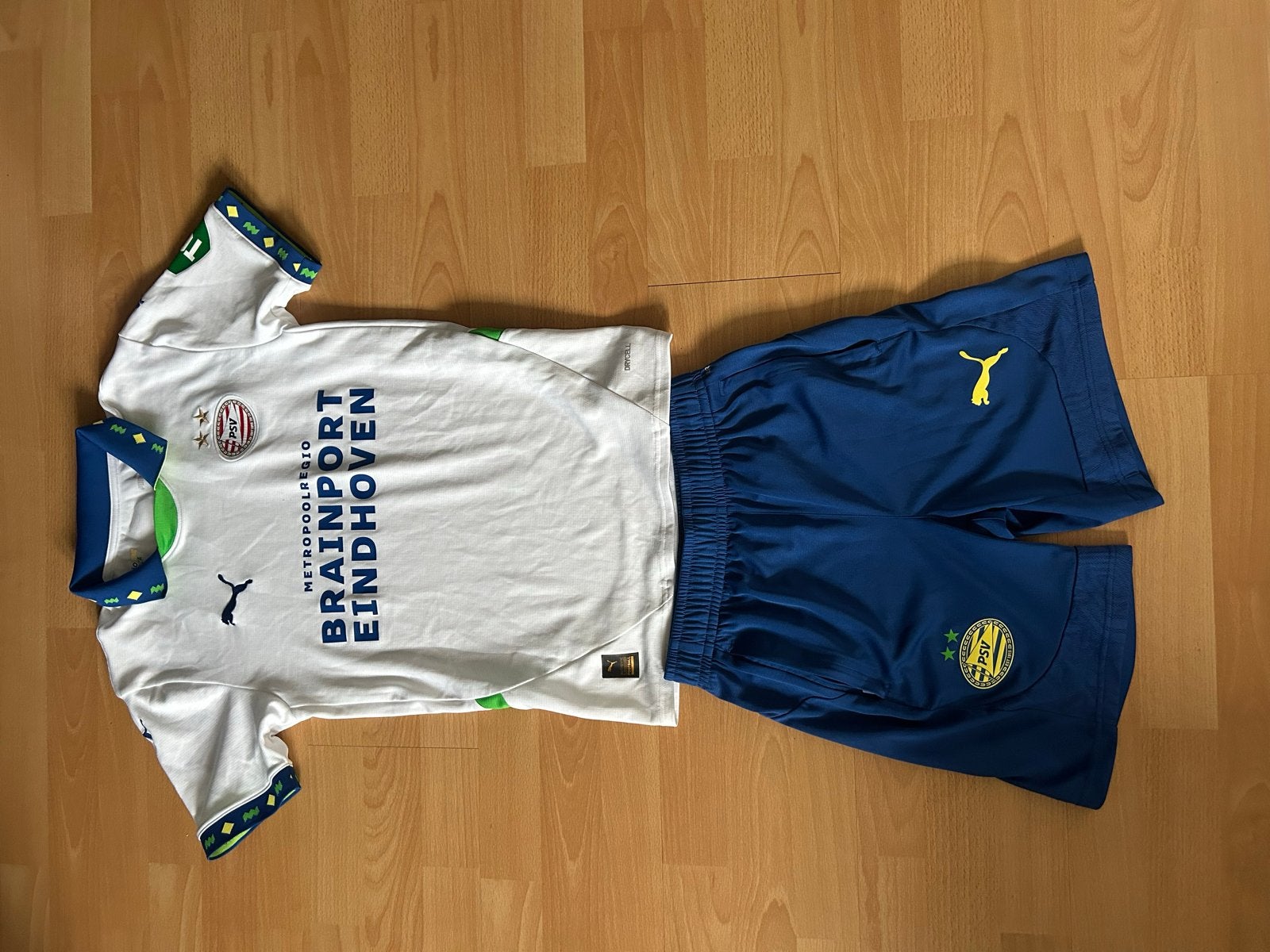 PSV 3e shirt met trainingsbroek 24/25 - Maat XS, Set, Maat XS of kleiner, Ophalen of Verzenden, Zo goed als nieuw