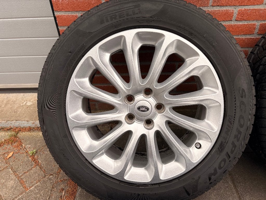 20 inch Range Rover Sport L494 L405 Velgen + Winterbanden, Gebruikt, 255 mm, Band(en), Personenwagen