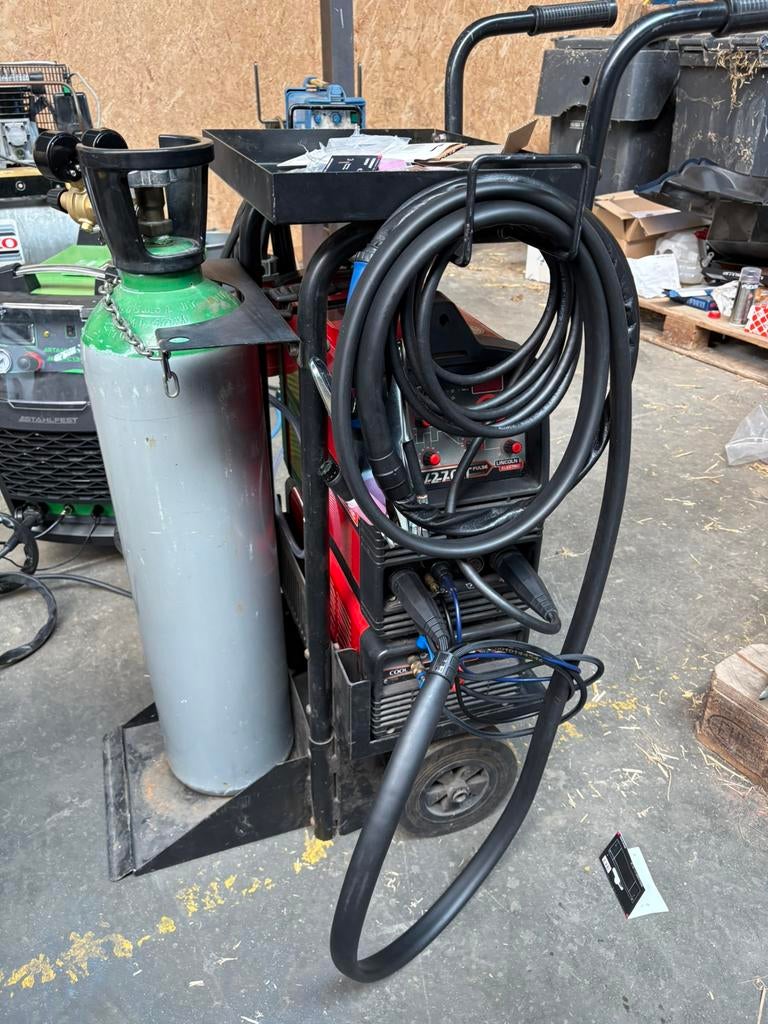 Lincoln Electric Invertec V270-T Pulse — Professionele set, Doe-het-zelf en Verbouw, Gereedschap | Lasapparaten, Ophalen