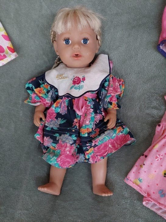 mooie baby born sister 43 cm met extra kleding, Ophalen of Verzenden, Gebruikt, Babypop