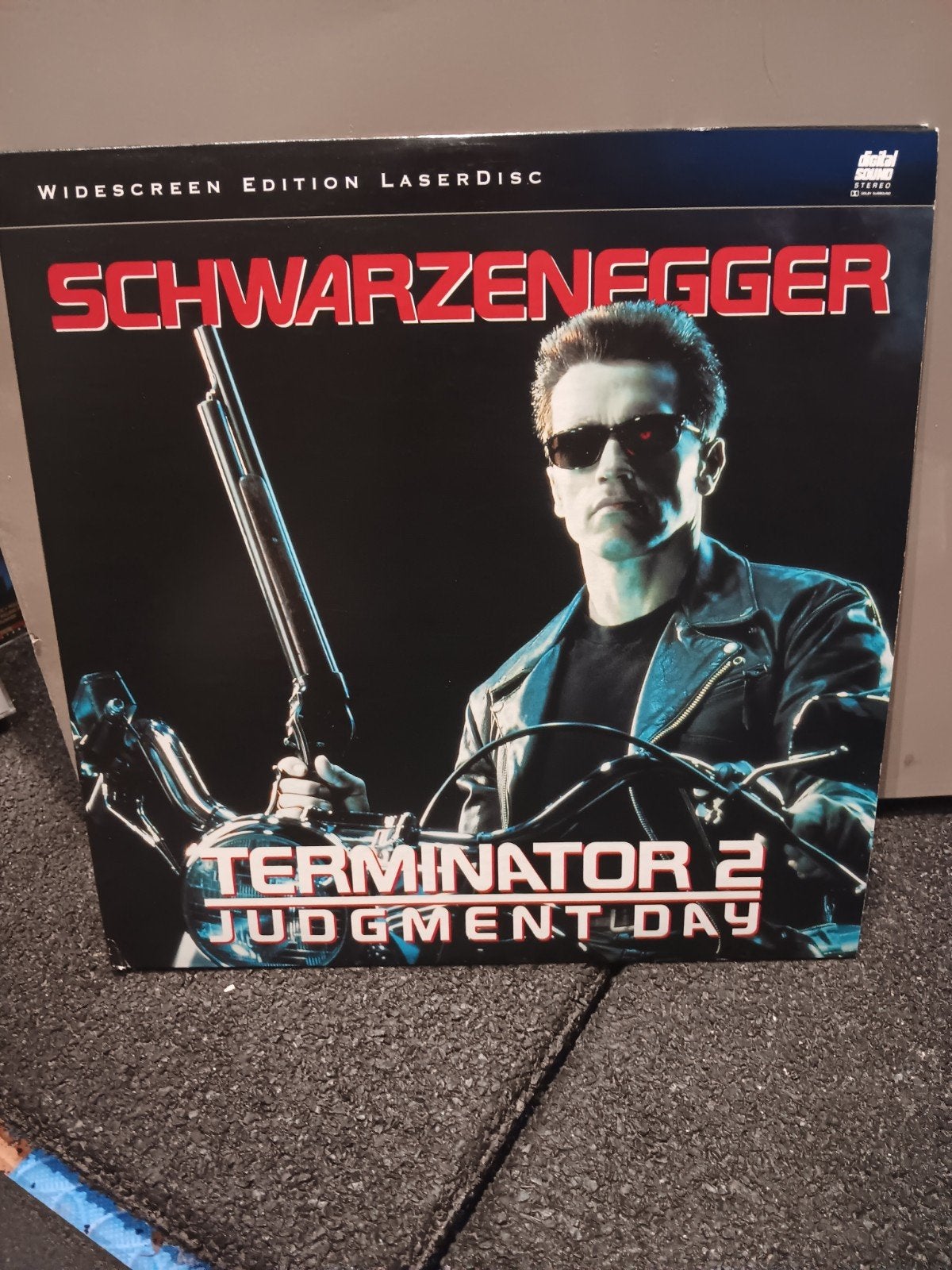 laserdisc terminator 2 schwarzenegger, Cd's en Dvd's, Ophalen of Verzenden, Zo goed als nieuw, Overige formaten