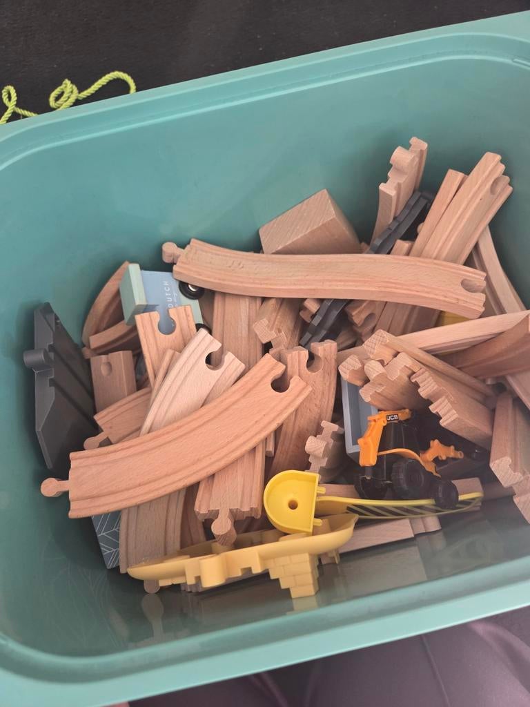 Grote set houten treinbaan met accessoires en voertuigen, Ophalen of Verzenden, Gebruikt