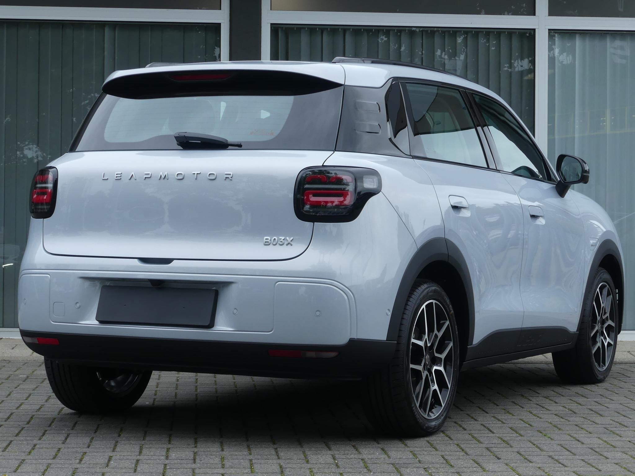 Leapmotor B03X ProMax Design 53 kWh 197PK, Apple Carplay/And, Auto's, 12 maanden, 1525 kg, Nieuw, 53 kWh