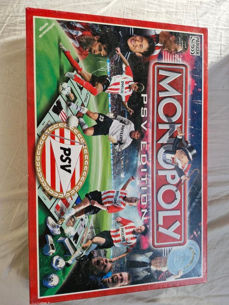 Monopoly PSV Edition - Gelimiteerde Oplage, Hobby en Vrije tijd, Gezelschapsspellen | Bordspellen, Vijf spelers of meer, Ophalen of Verzenden