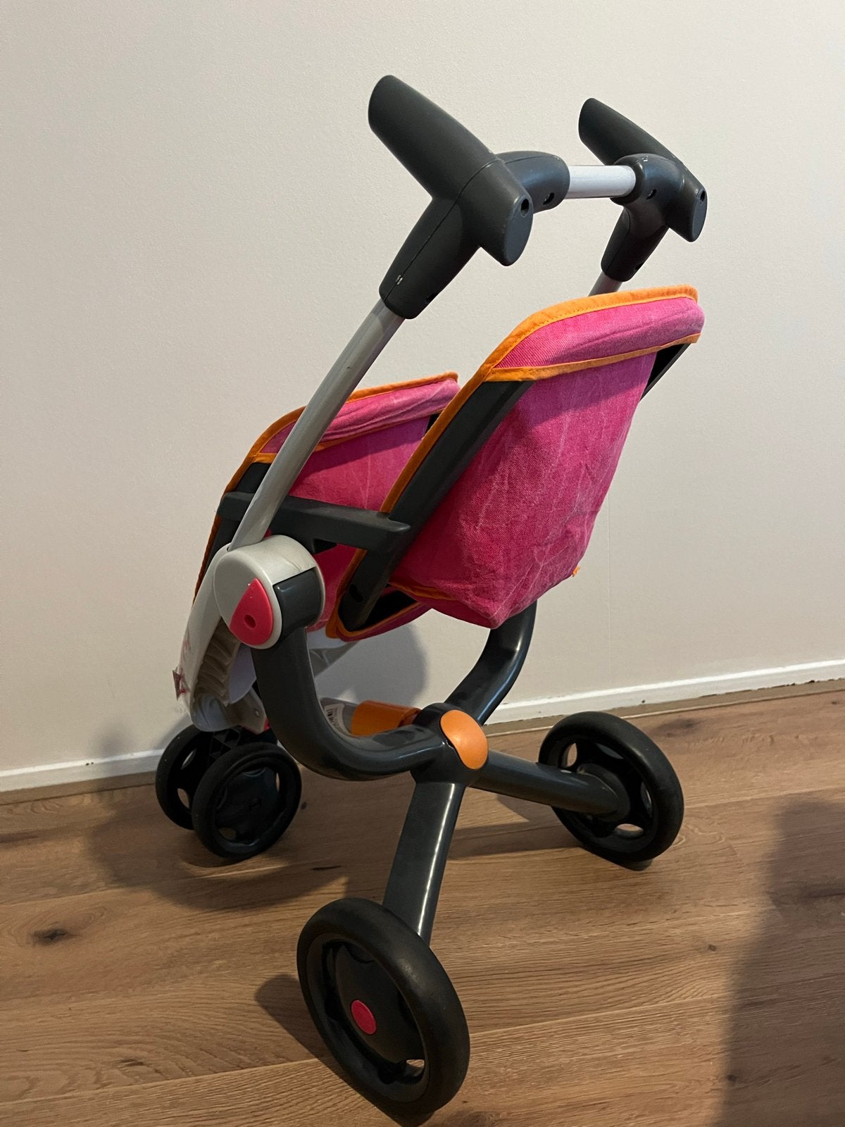 Quinny Poppenwagen - Tweelingwagen voor poppen, Kinderen en Baby's, Speelgoed | Poppen, Ophalen, Zo goed als nieuw, Babypop