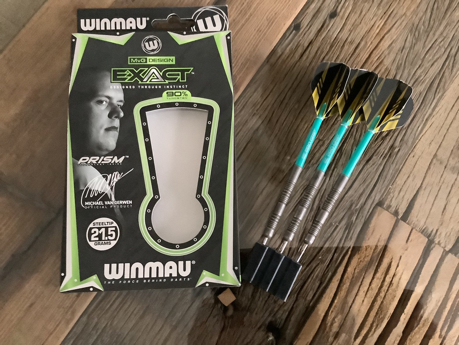 Winmau michael van gerwen  21,5 gram steeltip., Ophalen of Verzenden, Zo goed als nieuw, Pijlen