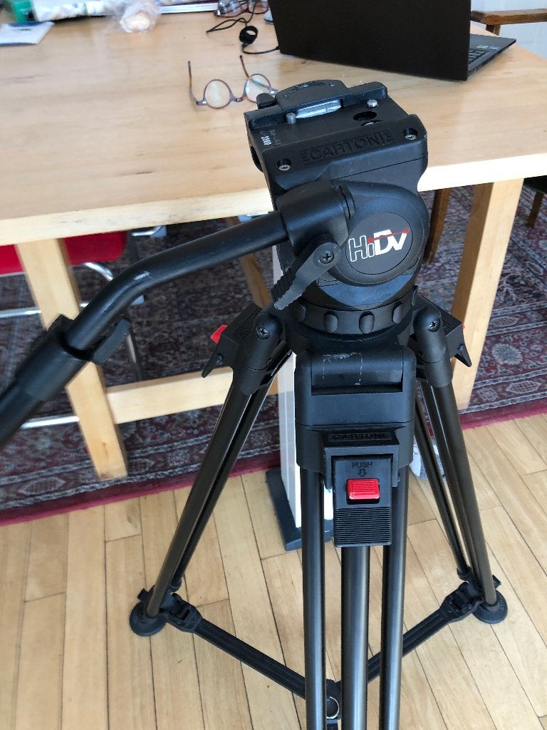 Camerastatief CARTONI HD-2399, Ophalen, Snelkoppelingsplaat, Driepoot, 150 tot 175 cm