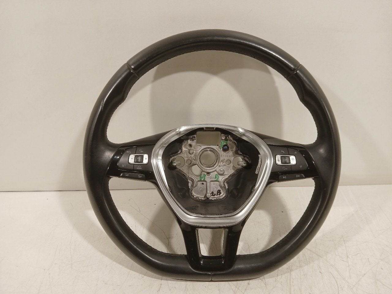 Stuur Volkswagen Golf, Auto-onderdelen, Onderdelen@venauto.nl, Van der Ven Autorecycling B.V., Gebruikt, Ettenseweg 76, 4706 PB Roosendaal, The Netherlands
