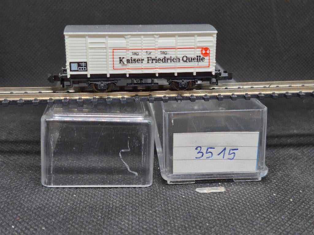 Minitrix 3515 - goederenwagen Gklm-10 'KFQ' (15289), Hobby en Vrije tijd, Modeltreinen | N-Spoor, Gebruikt, Gelijkstroom, Trix
