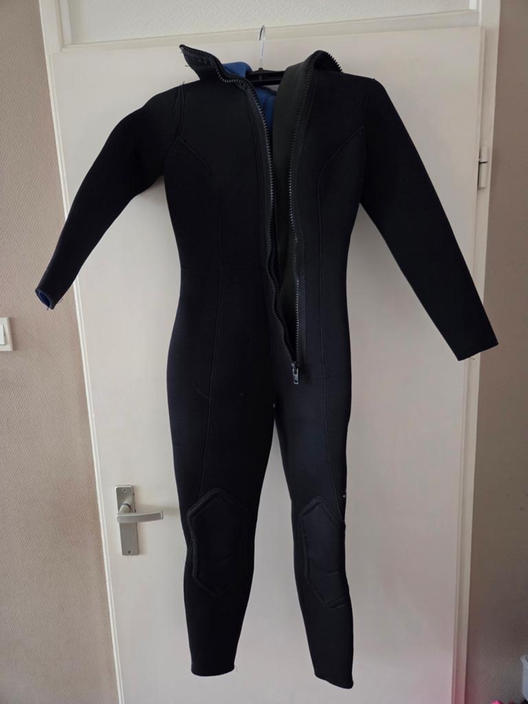Impact! Wetsuit met capuchon - Maat S, Watersport en Boten, Wetsuit, Gebruikt, Impact!, Ophalen of Verzenden