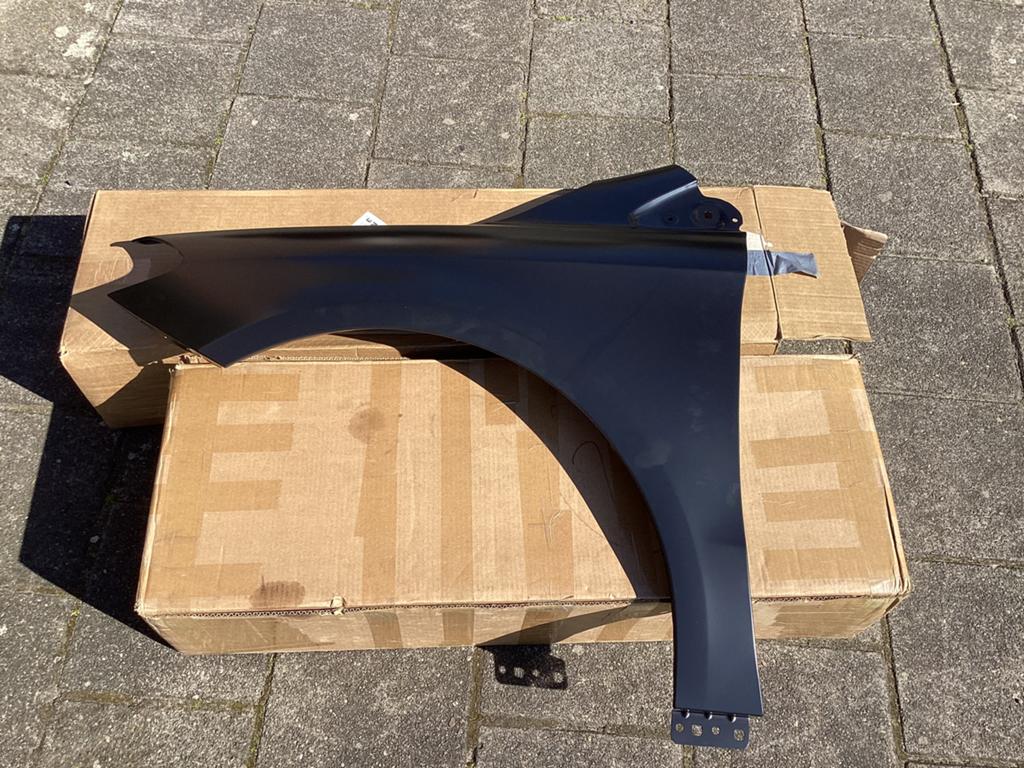 Mercedes B klasse W246 spatbord links NIEUW ORG, Auto-onderdelen, Ophalen of Verzenden, Nieuw