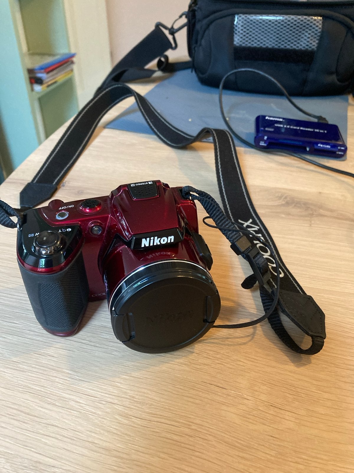 Nikon Coolpix L120 Rode Compactcamera met 21x Zoom, Gebruikt, Geheugenkaart, Compactcamera, Nikon
