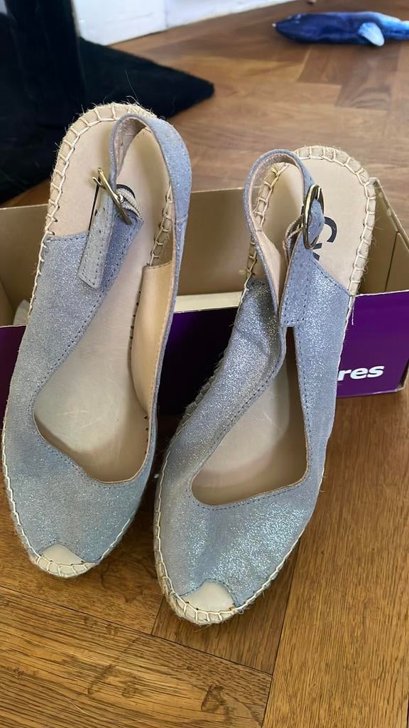 Zomerschoentje net sleehak nieuw mt 40 leer, Blauw, Nieuw, Sandalen of Muiltjes, Ophalen of Verzenden