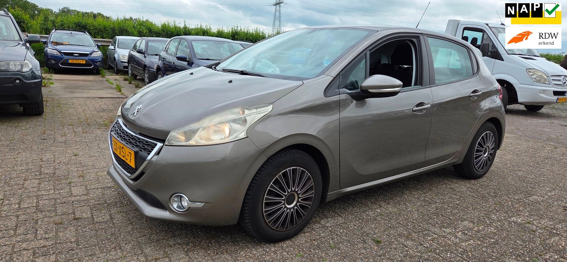 Peugeot 208 1.2 VTi Access Airco Apk 04-2027, Auto's, Voorwielaandrijving, Euro 5, Gebruikt, 31 €/maand