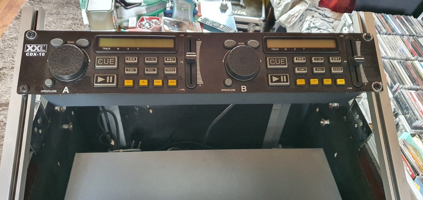 Foto 5 van 1500w amp + dubble cd player + 1500w speakers