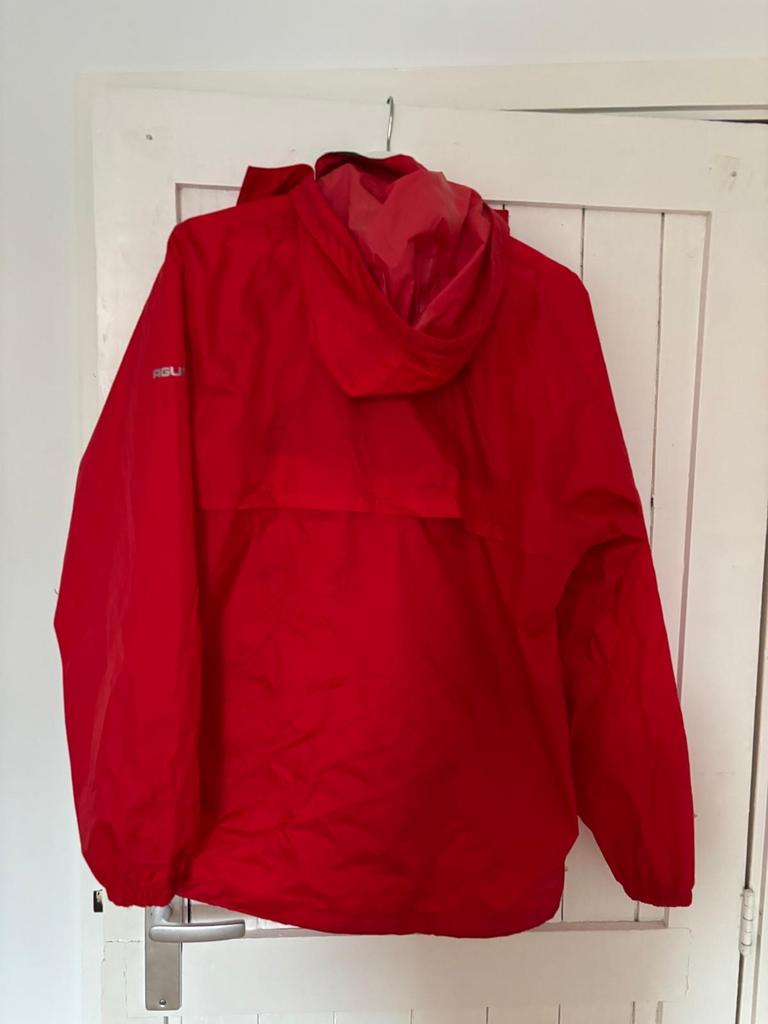 Nieuwe AGU Rode Unisex Regenjas - Waterproof & Windproof, Kleding | Dames, Ophalen of Verzenden, Nieuw, Maat 36 (S), Rood